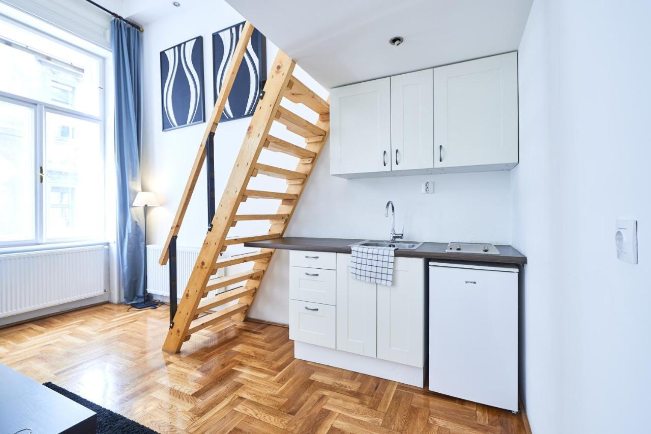 Large Apartment For Groups City Center Dist. VII Budapest Eksteriør billede